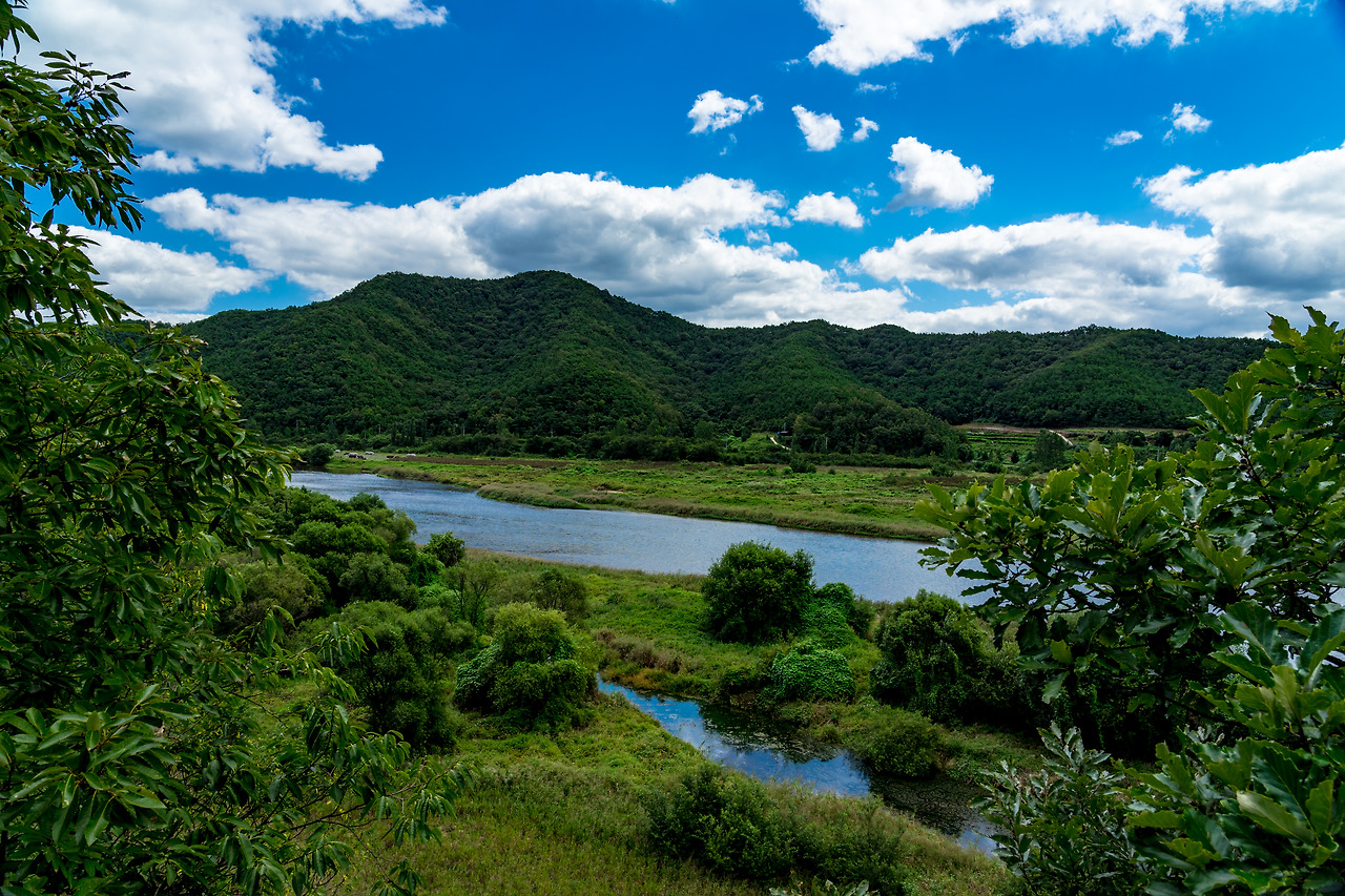 30.강건너 전경.jpg