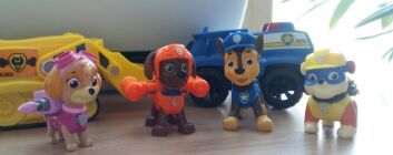 퍼피 구조대 피규어.jpg