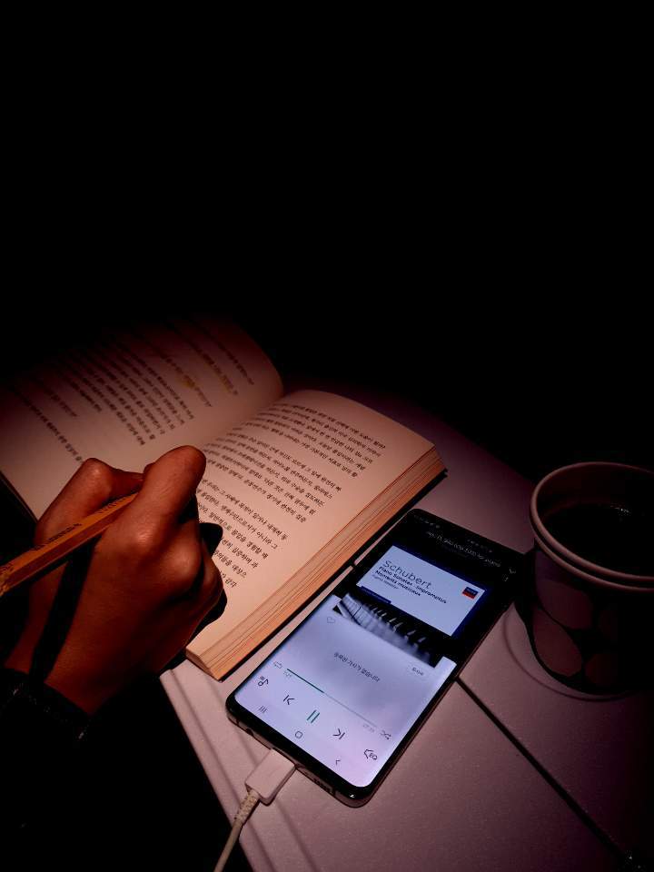 25_1023_성과를 내려면 비행기를 타자3.jpg