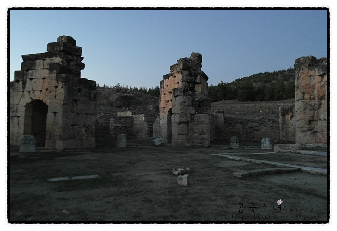 사도요한 빌립순교.jpg