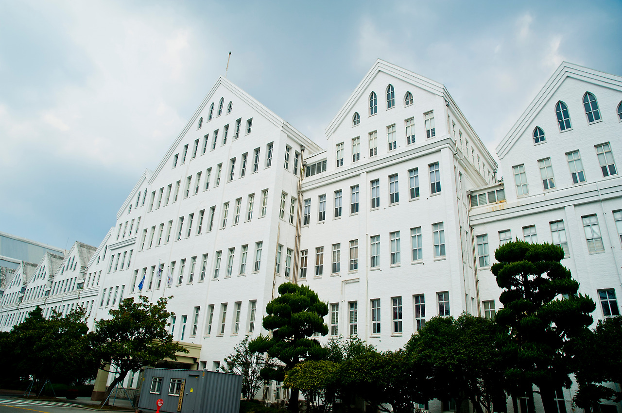 조선대 본관.jpg