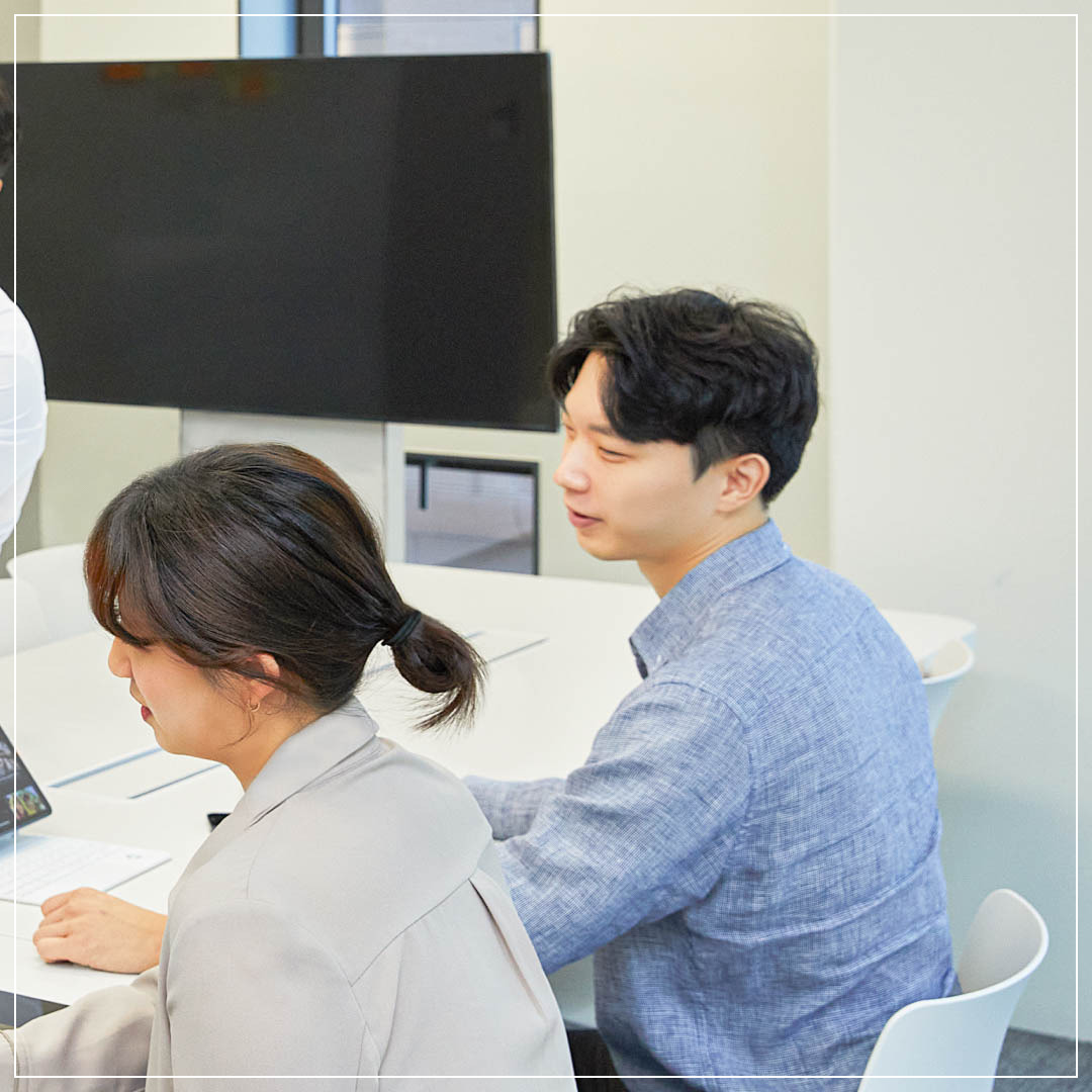 영인님2 1080_1080.jpg