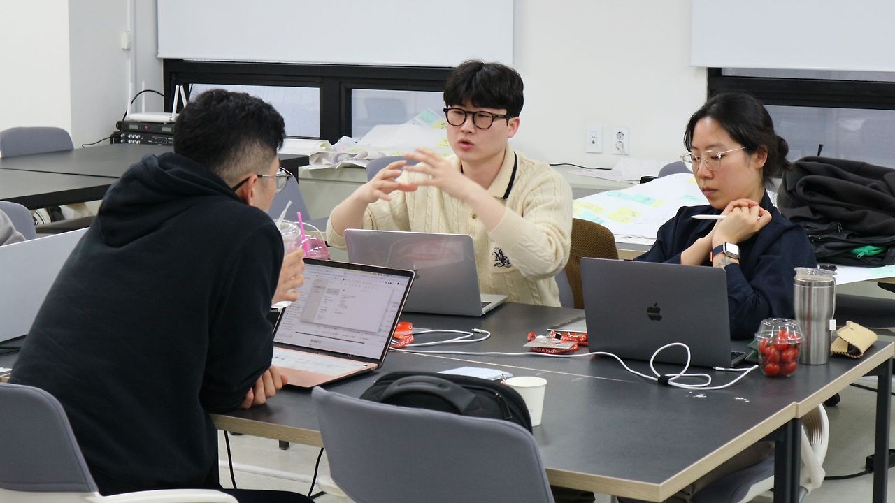 SUS 수료생 인터뷰_이유성님_4_회의사진.jpg