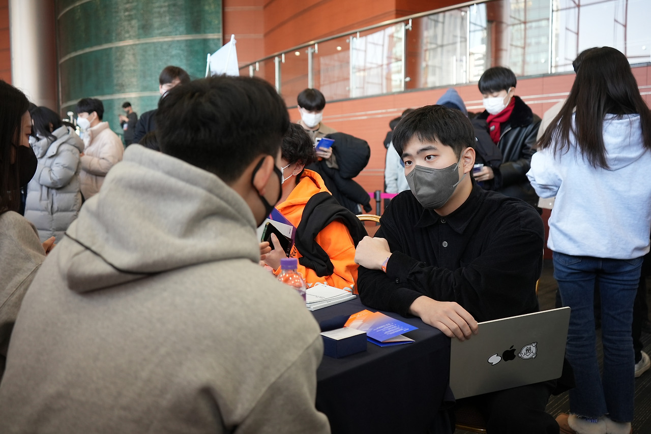 콘퍼런스 부스(토스).jpg