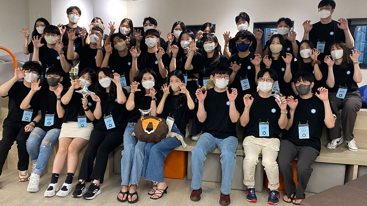 [AIS_이지홍님인터뷰] 단체 사진.jpg