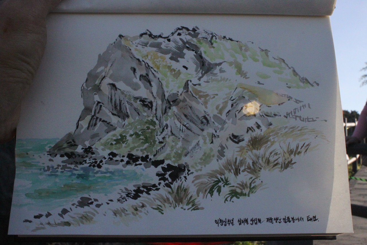 다운로드 (20).jpg