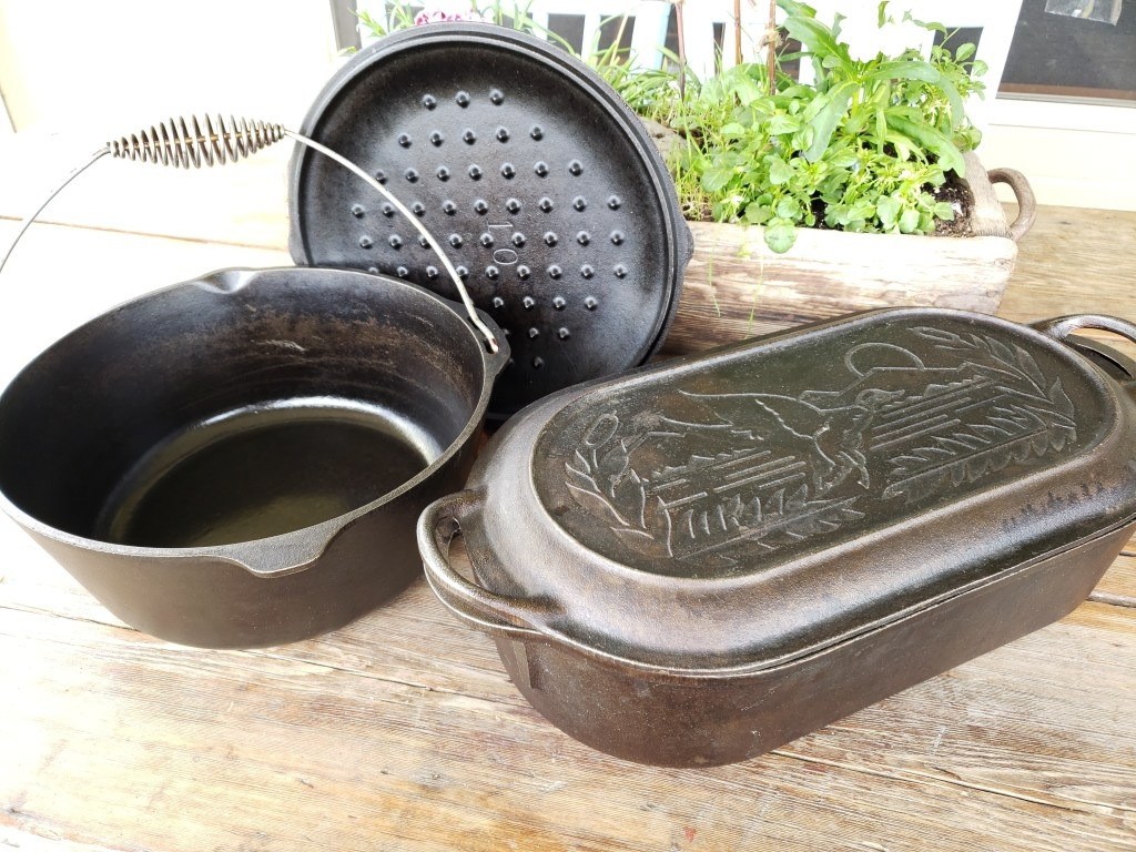 My_Cast_Iron_Pan_Collection_11.jpg