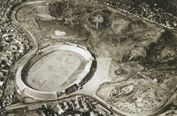 효창원내 효창운동장.jpg