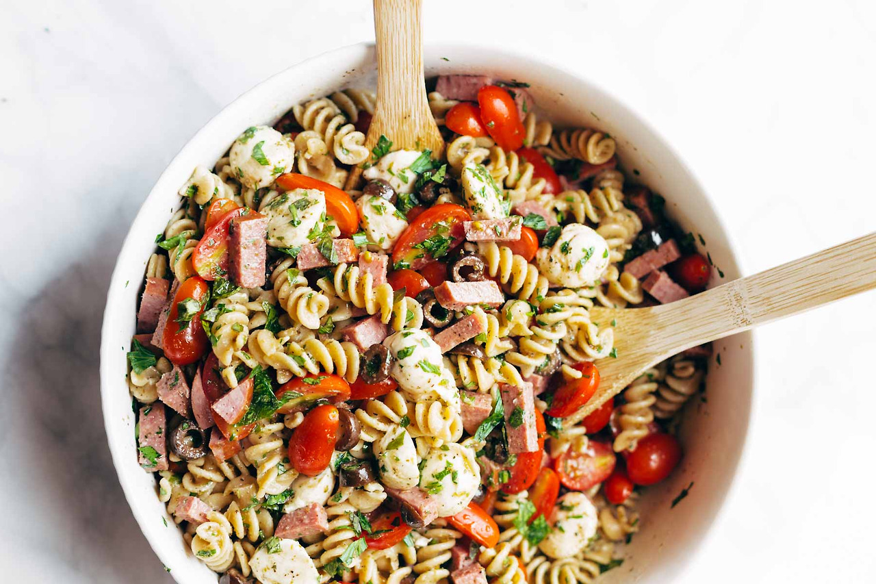 Best-Easy-Pasta-Salad-1.jpg