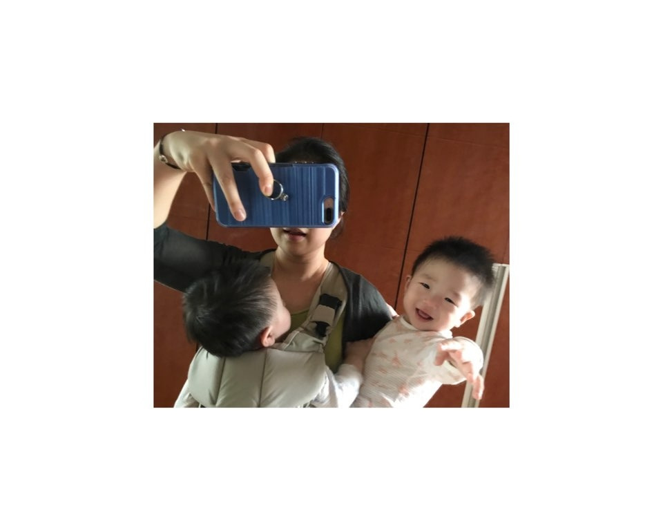 건형모 아기띠2.jpg