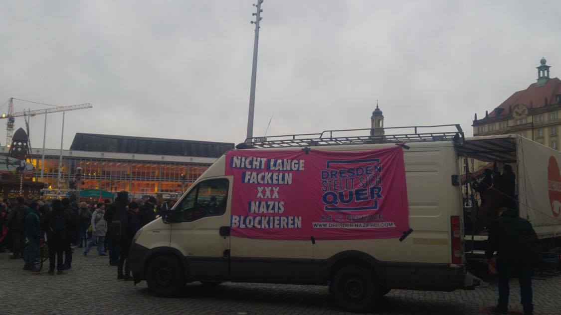 드레스덴 평화시위.jpg