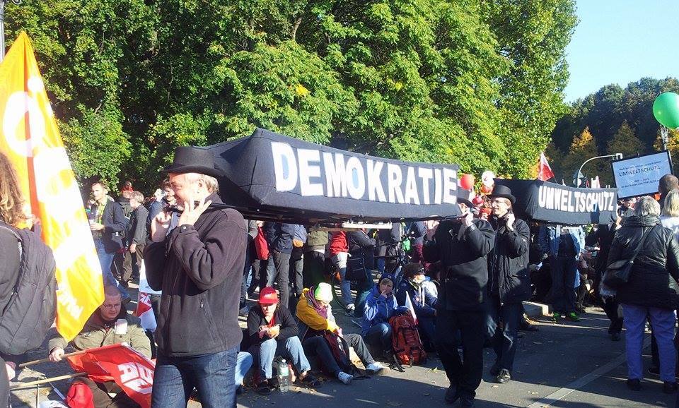 ttip 반대 시위 2015.jpg