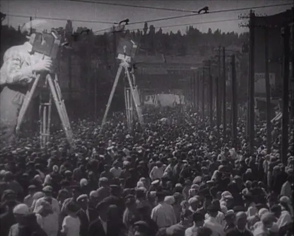 카메라를 든 사나이 스틸컷_004.jpg