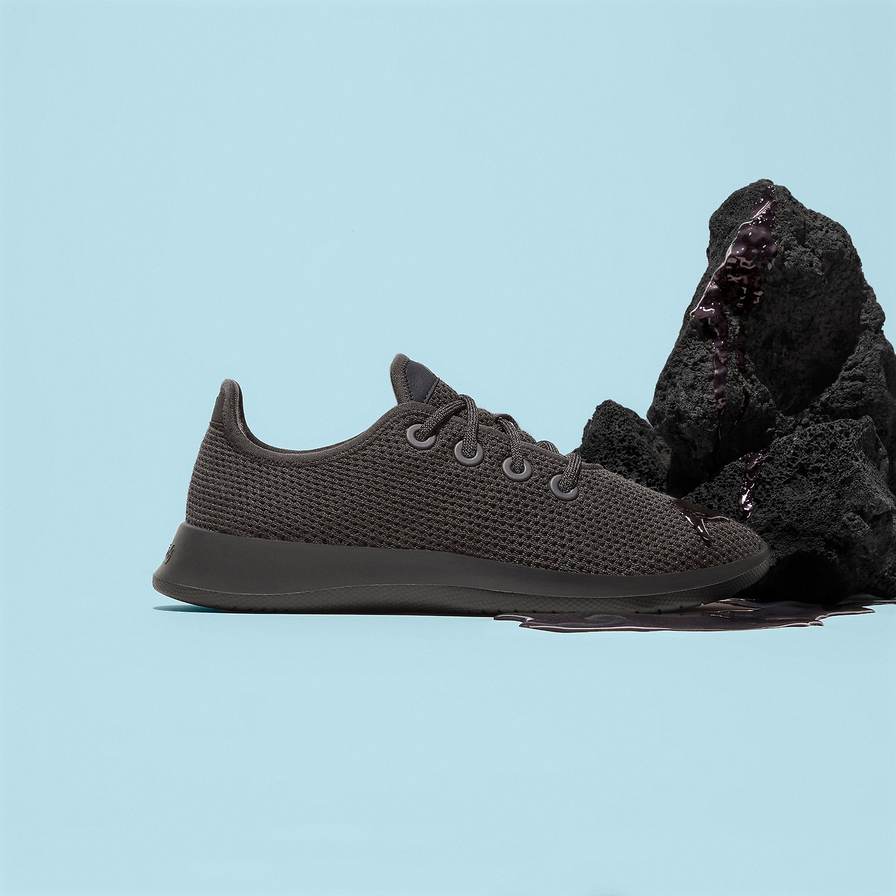 20200813_Charcoal Tree Runner_2 (1).jpg