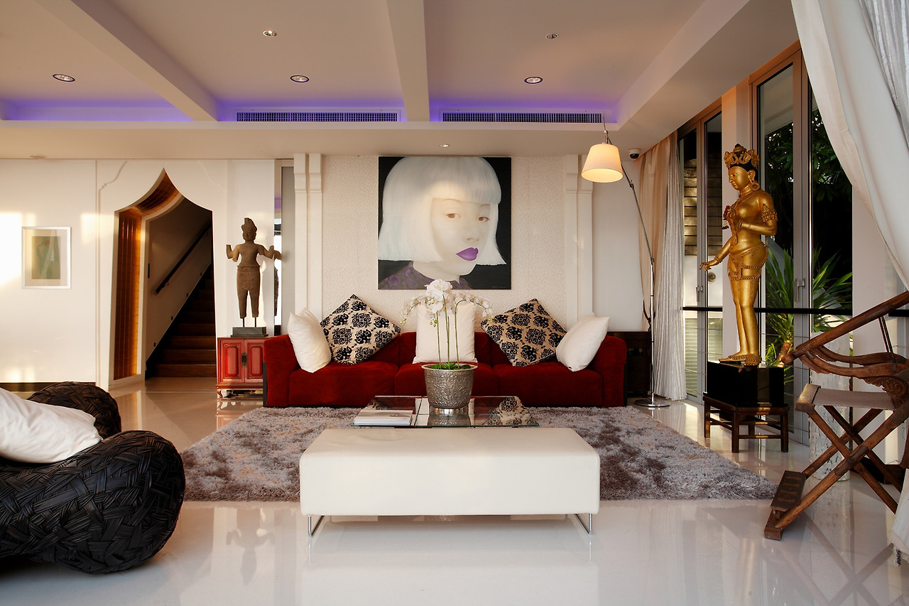 Living room -001.jpg