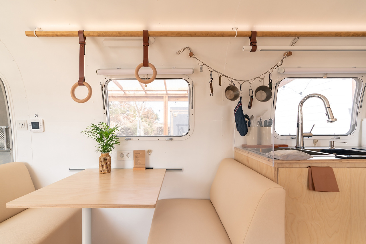 airstream31ft+_04.jpg