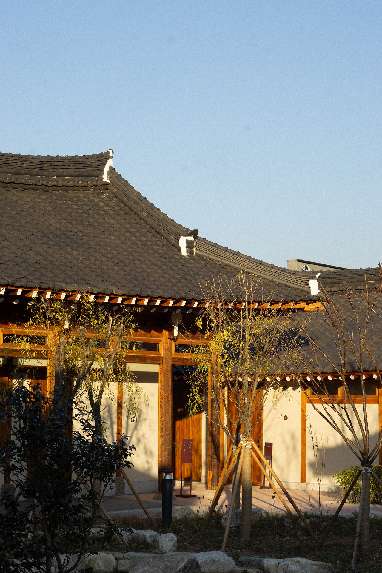 6 객실, 정원 1.jpg