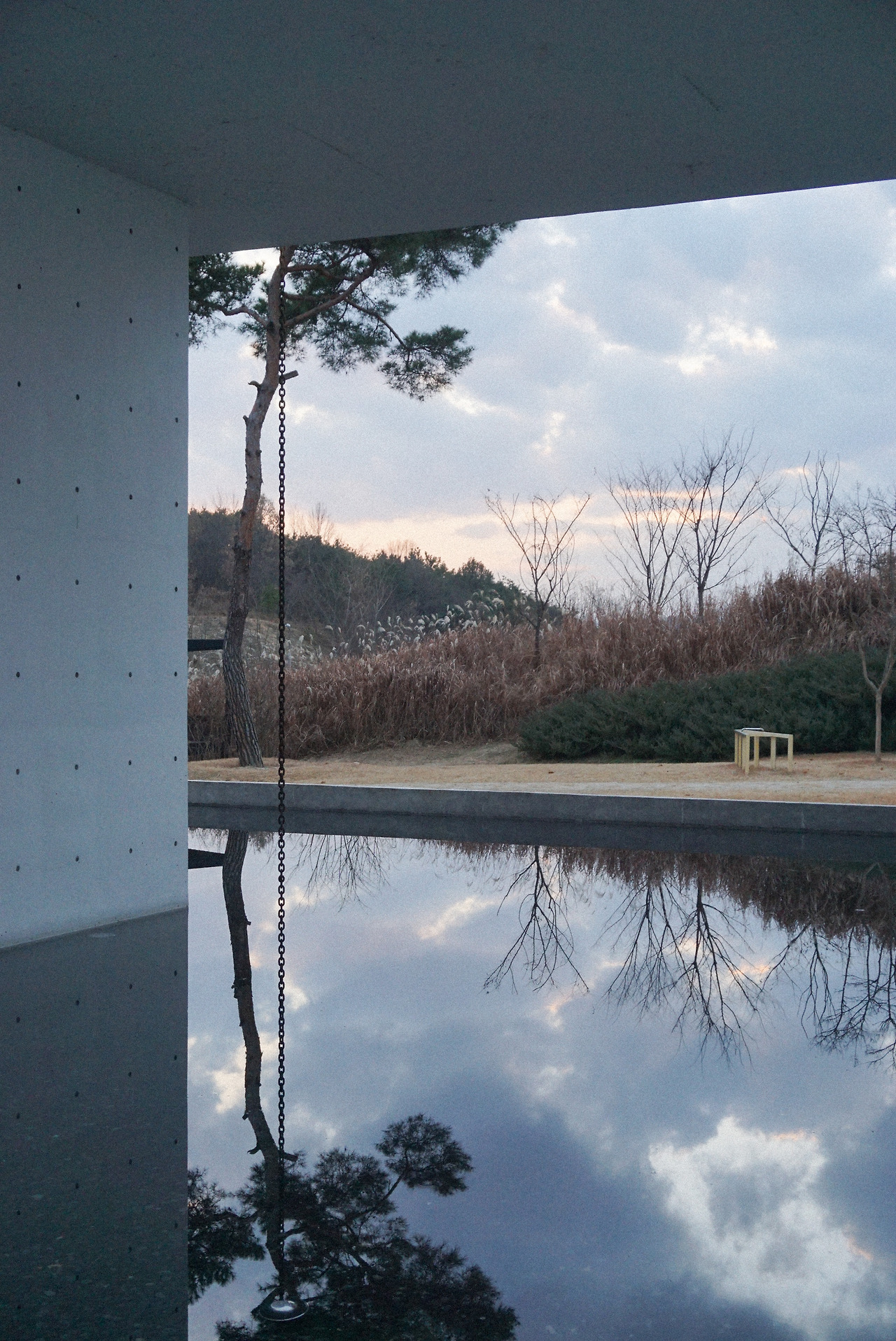 12 체크아웃, 미술관 6.jpg