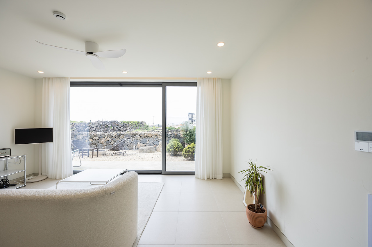 든해 - 객실 (3).jpg