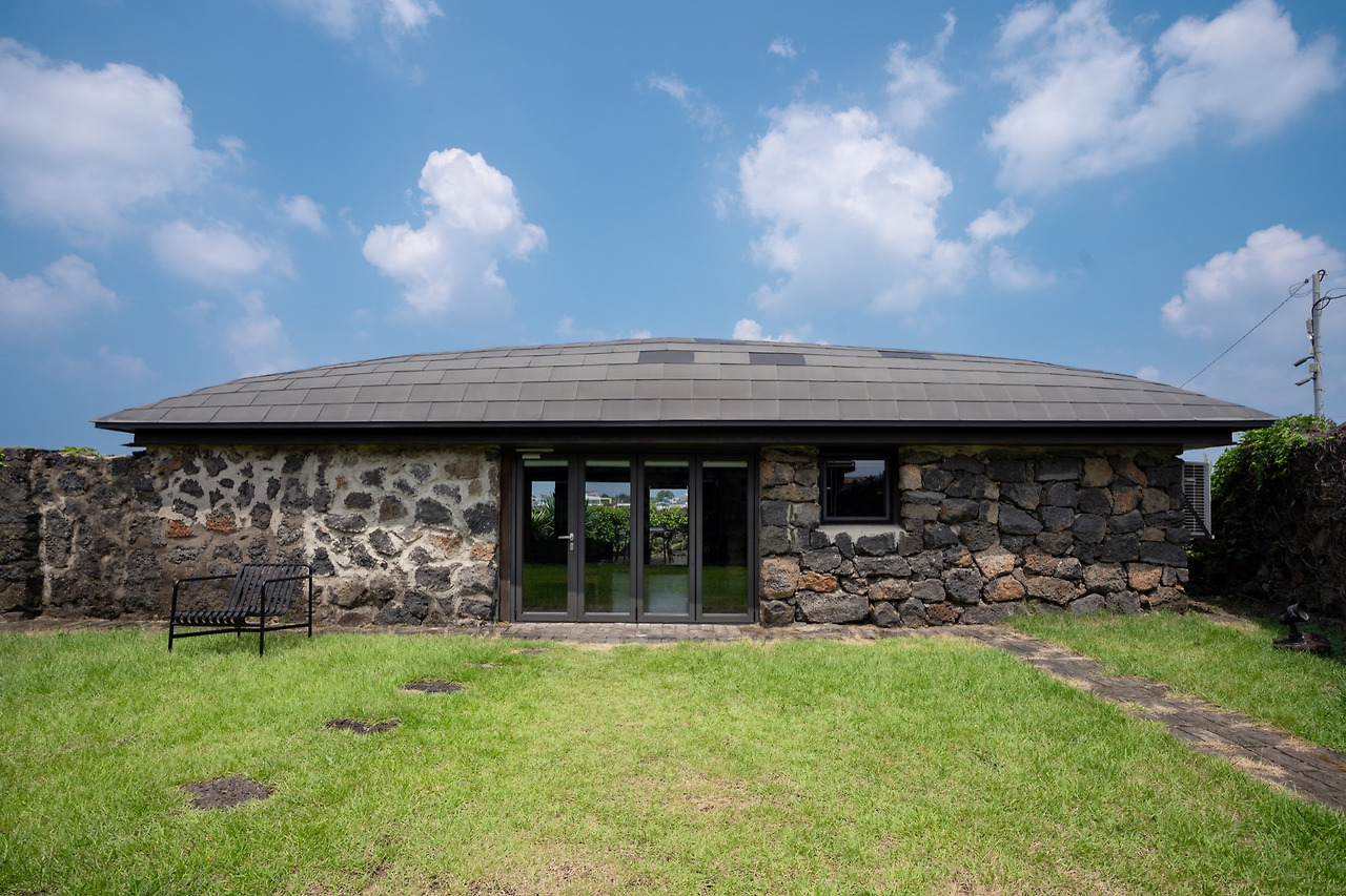 Blindwhale-27 복사본.jpg