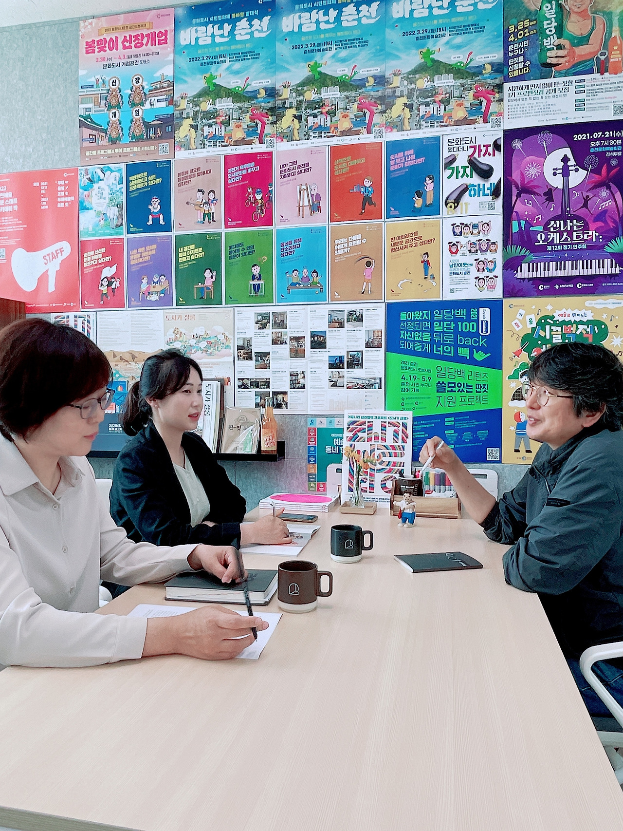 서브컷3_강정지 팀장+김상아 주임.jpg