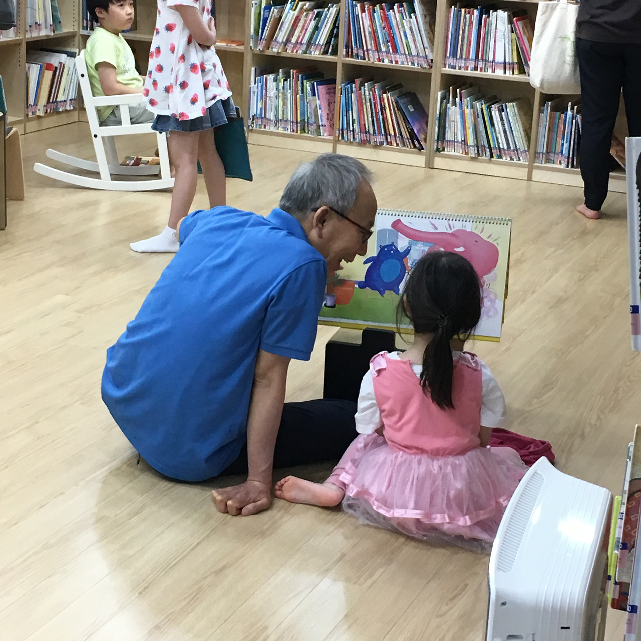 성북구립도서관(일상속 세대의 만남2).jpg