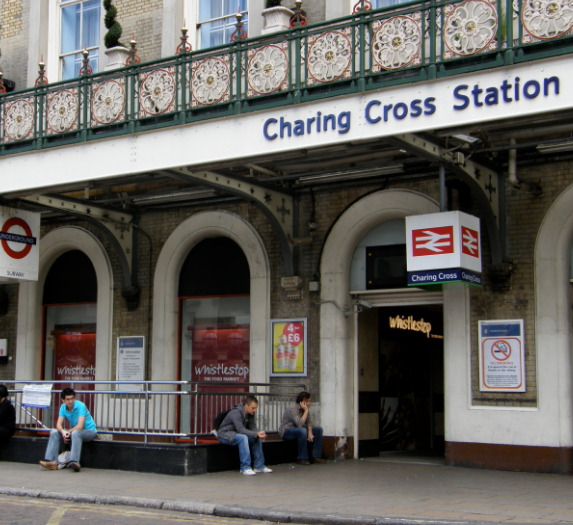 채링크로스_역.jpg