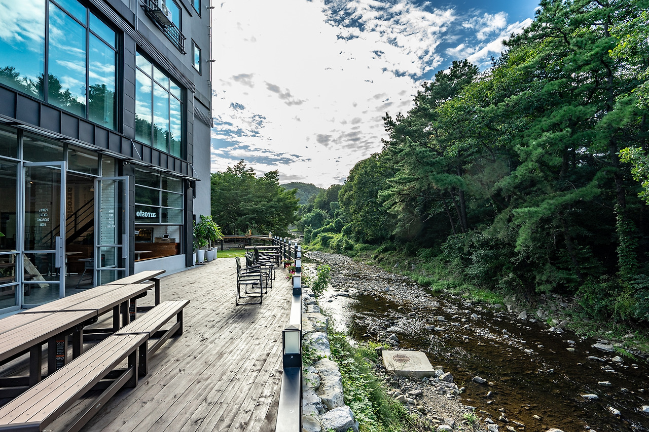 아로스토브런치카페인테리어준공사진건축사진 (88).jpg
