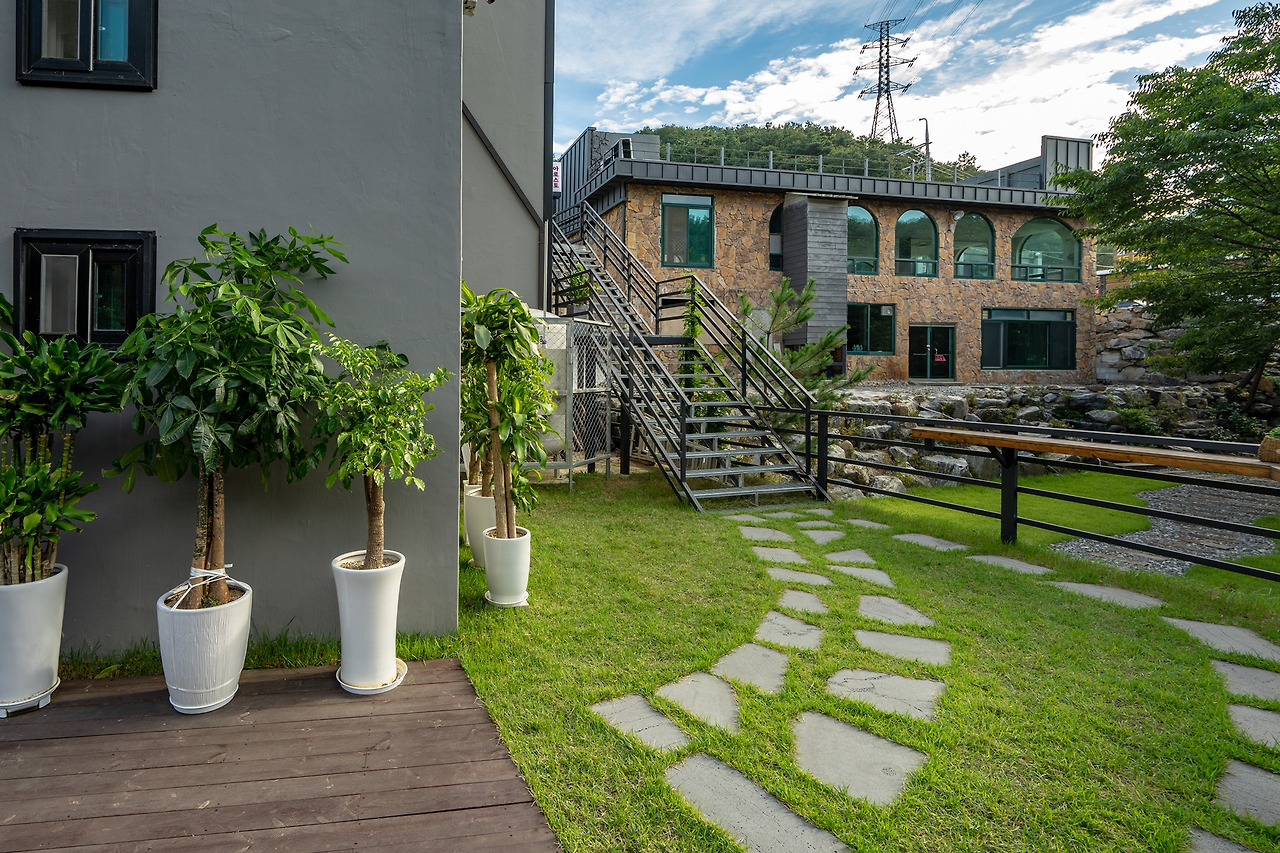 아로스토브런치카페인테리어준공사진건축사진 (94).jpg