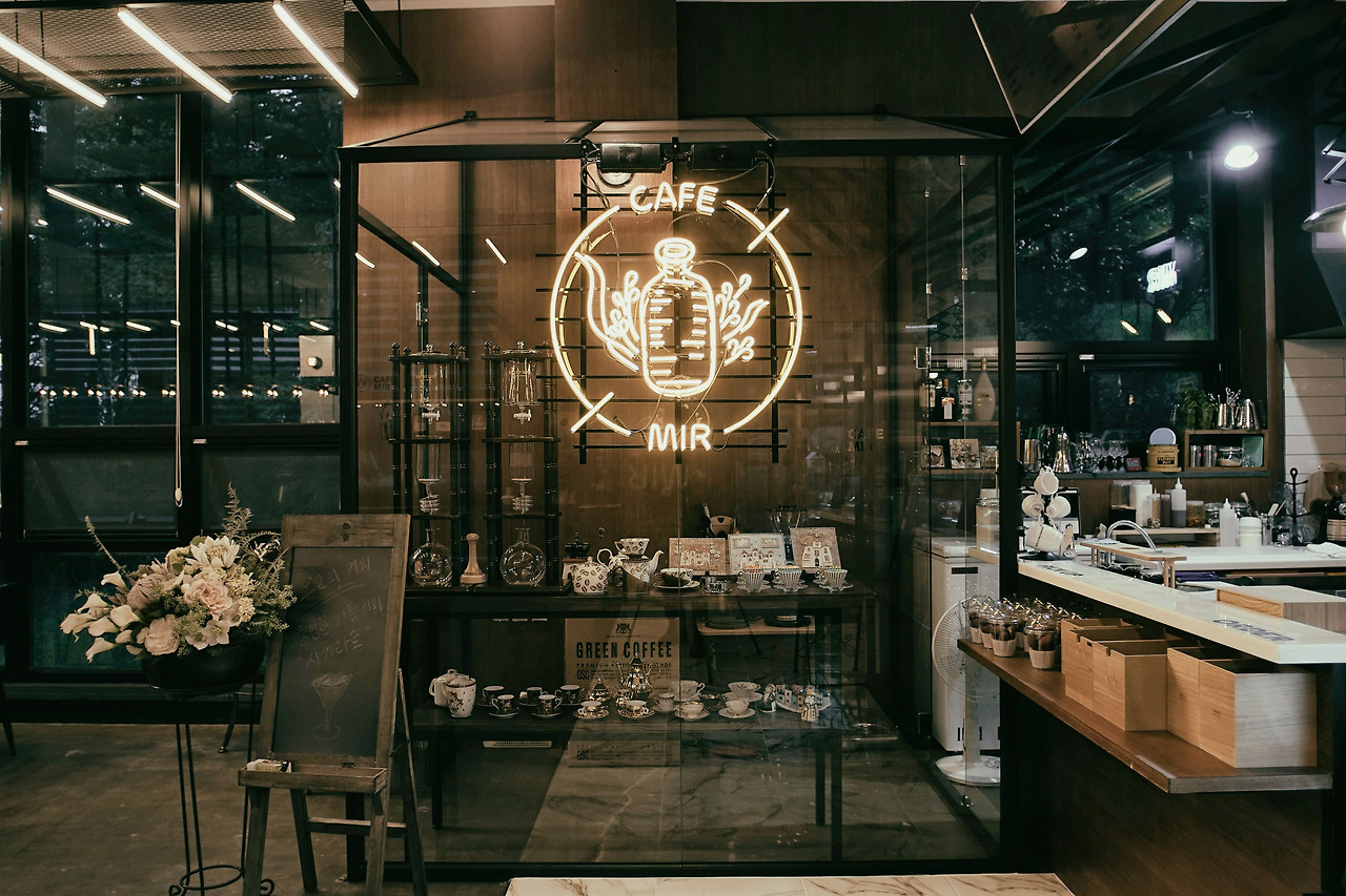 인더스트리얼카페인테리어브랜드디자인작업미르 (8).jpg