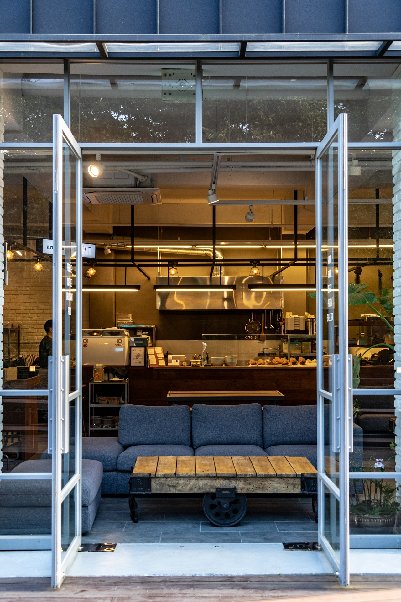 아로스토브런치카페인테리어준공사진건축사진 (204).jpg