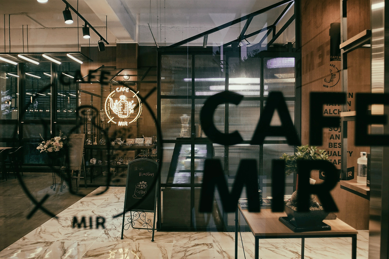 인더스트리얼카페인테리어브랜드디자인작업미르 (9).jpg