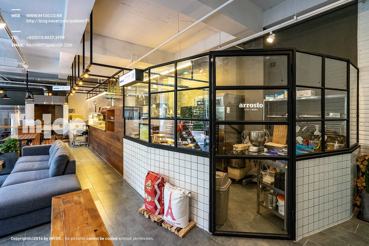 아로스토브런치카페인테리어 (4).jpg