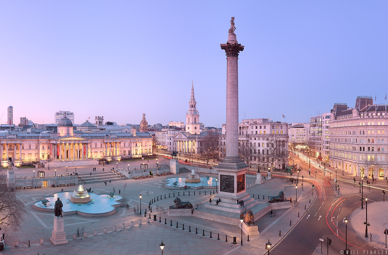trafalgar-square-panorama.jpg