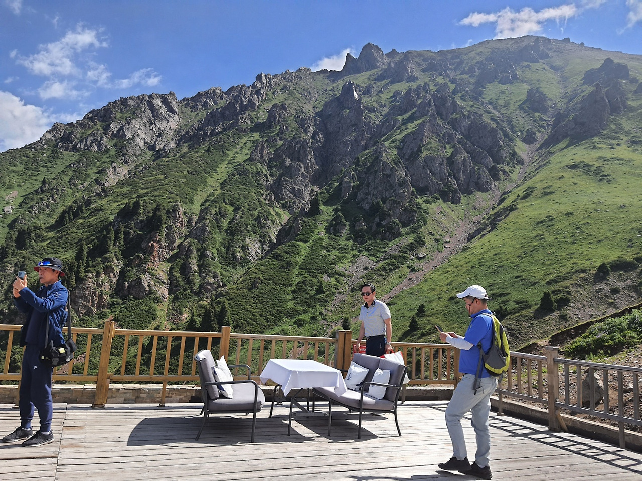 KakaoTalk_20221030_135643319_06 (1).jpg