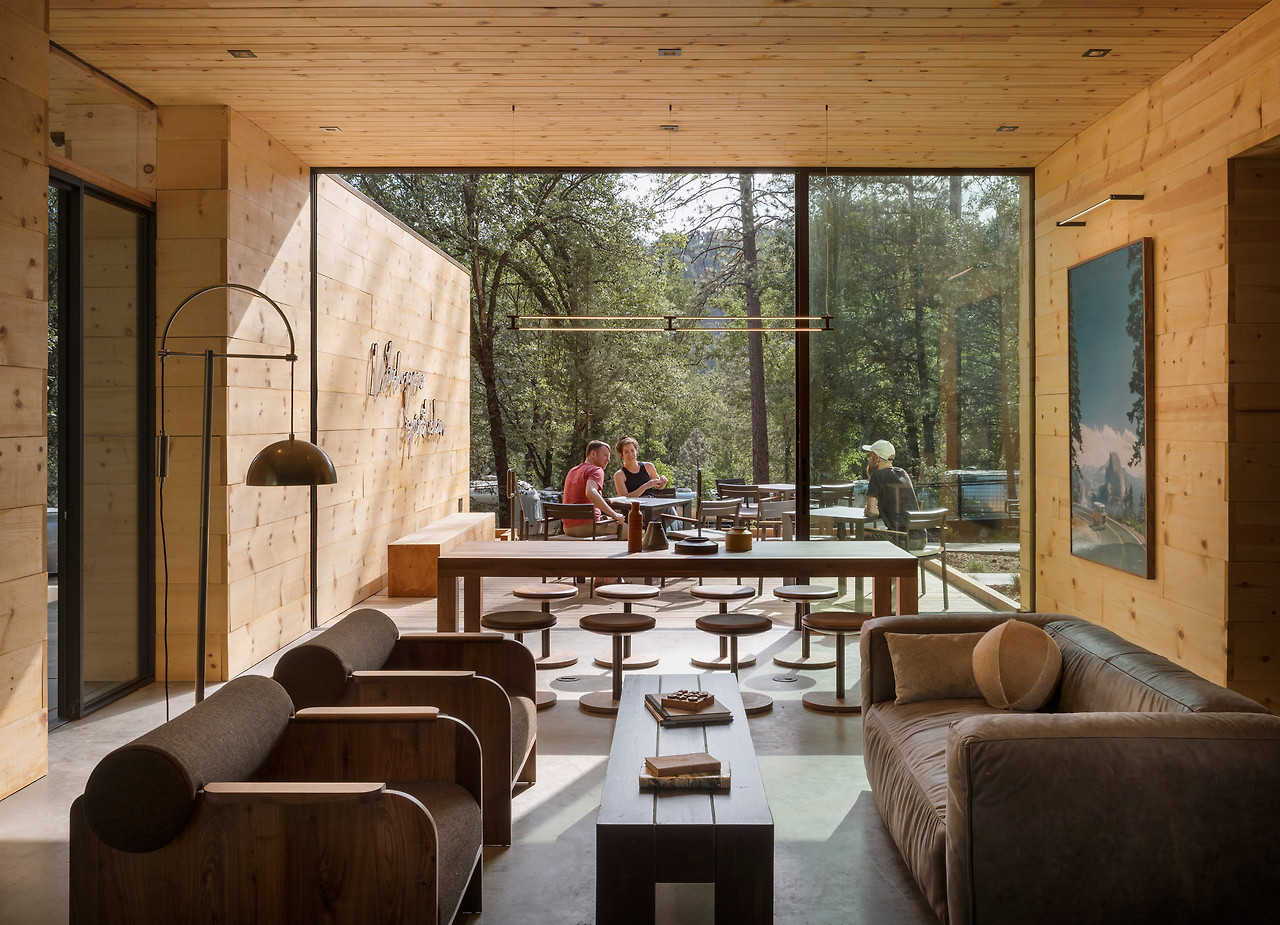 그림6_2.AutoCamp Yosemite Clubhouse4_dEZEEN.jpg