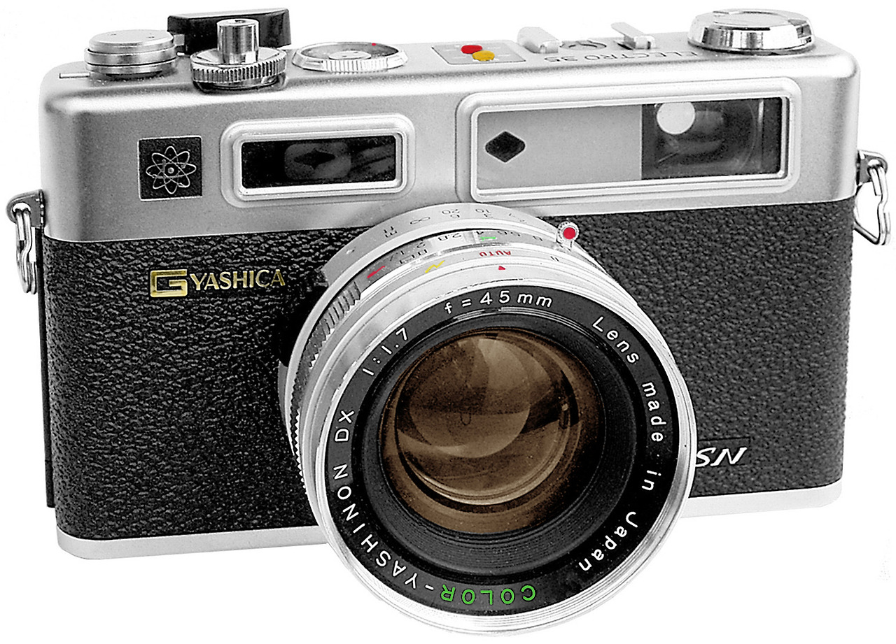 Yashica_Electro_35_GSN_-_3.jpg