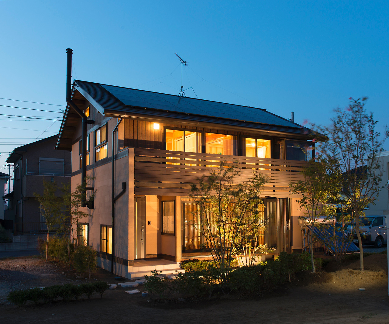 みらいのもり外観（夜）.jpg