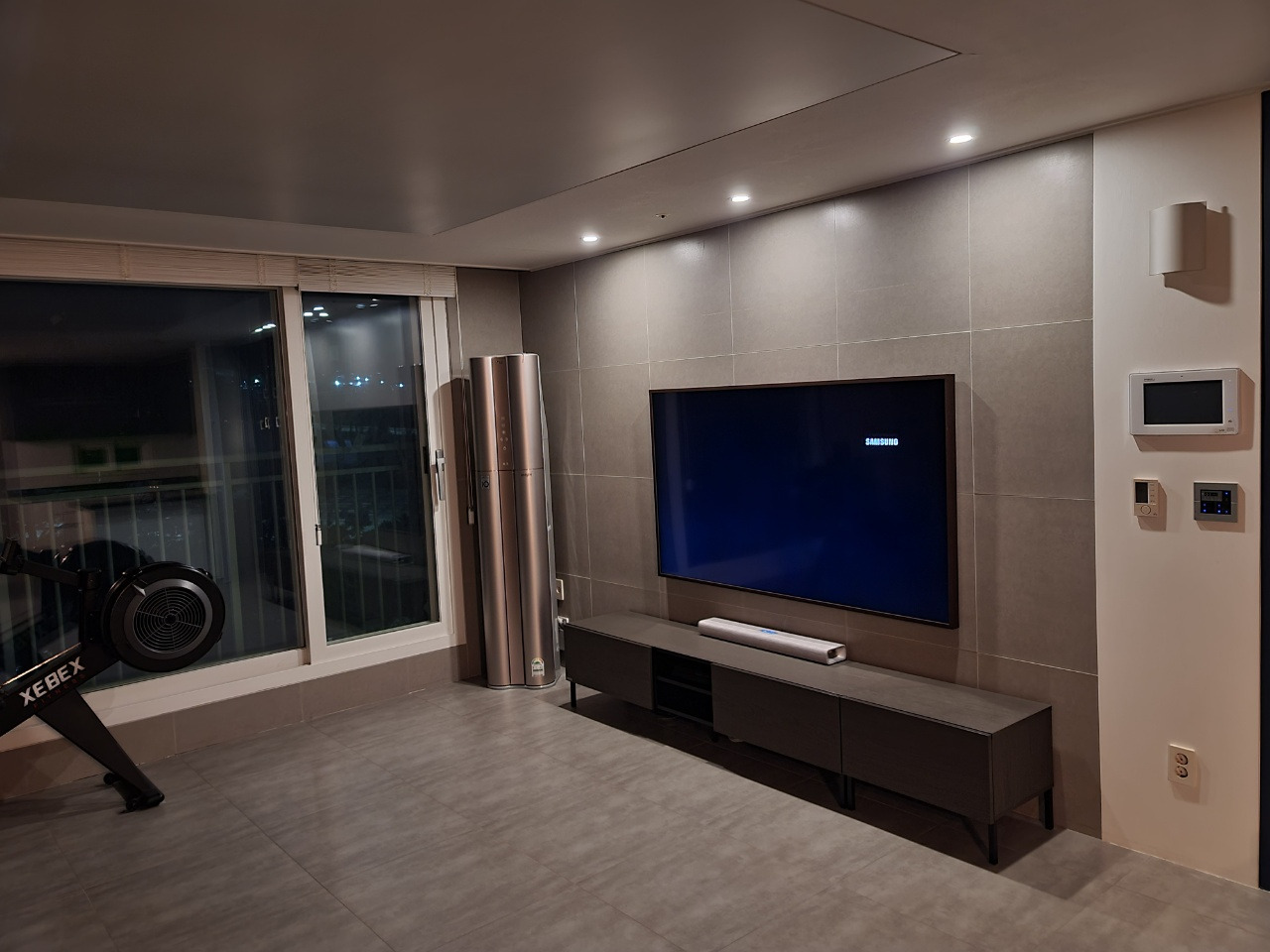 거실등, 거실조명, 전구색, 2700K.jpg