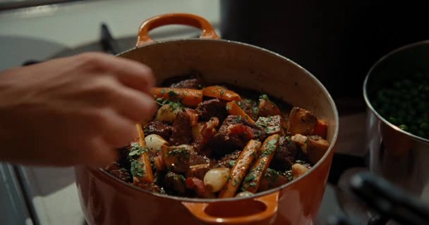 Julie & Julia[2009]DvDrip[Eng]-FXG.avi_004666629.jpg