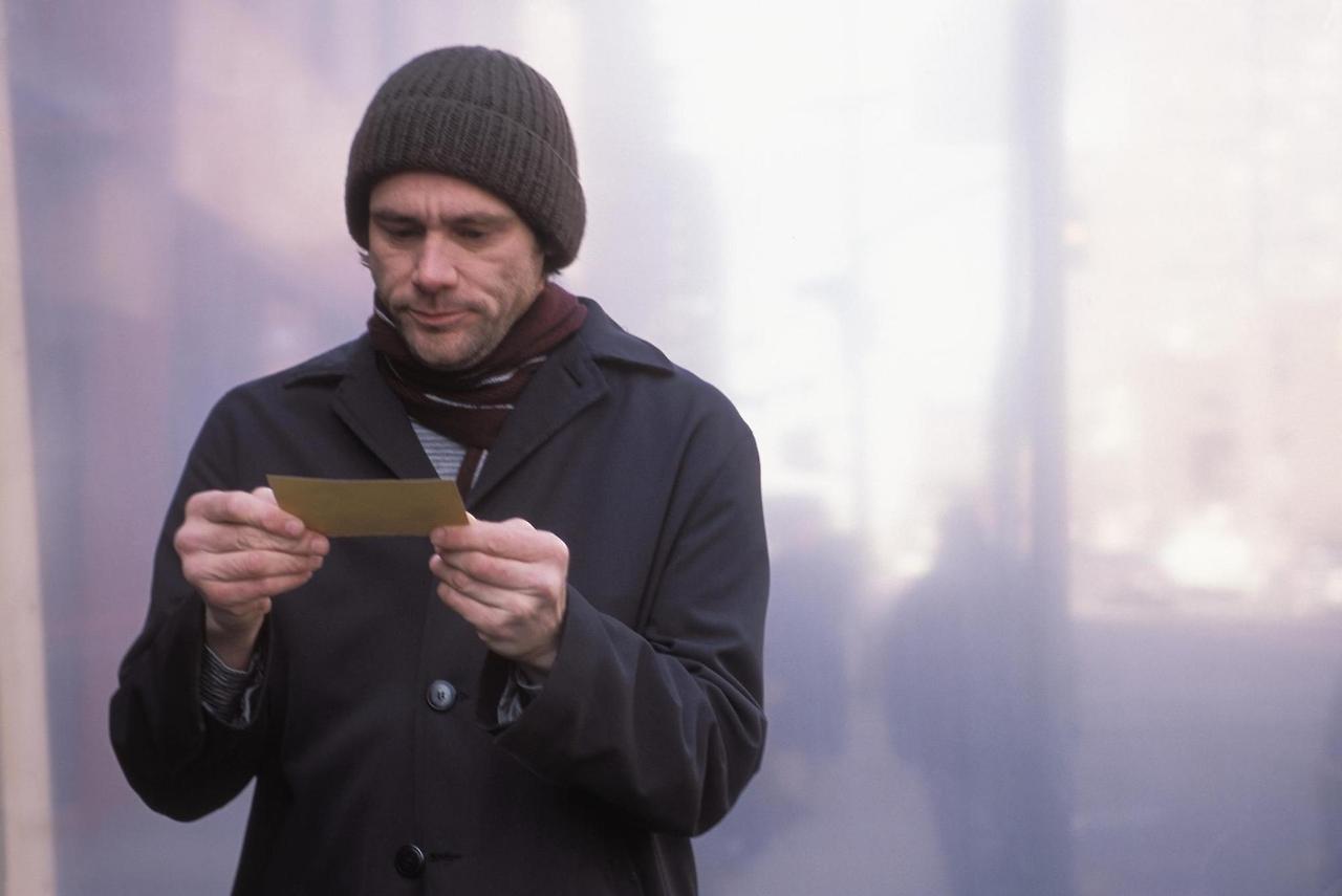 still-of-jim-carrey-in-eternal-sunshine-of-the-spotless-mind.jpg