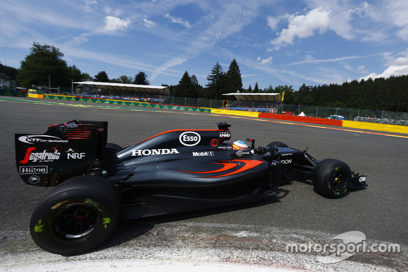 f1-belgian-gp-2016-fernando-alonso-mclaren-on-track.jpg