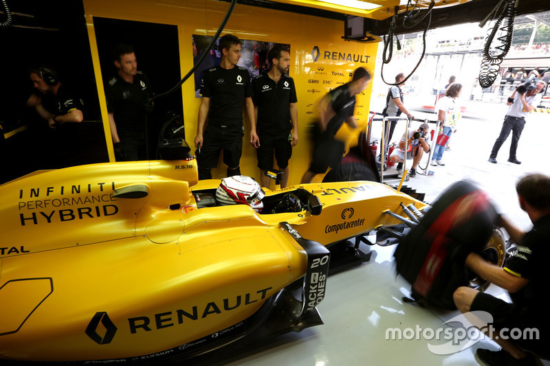 f1-italian-gp-2016-kevin-magnussen-renault-sport-f1-team.jpg