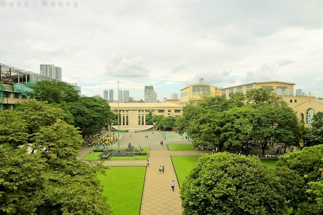 Far_Eastern_University_Manila_Campus_keeping_it_-Clean_and_Green-.jpg