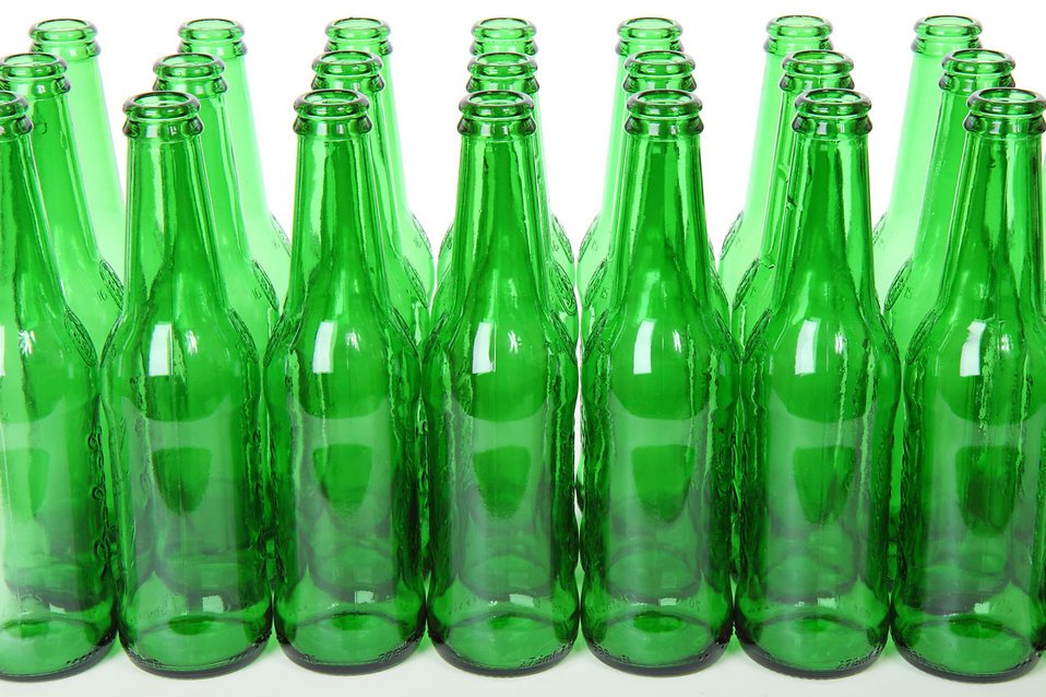 10562-empty-green-beer-bottles-isolated-on-a-white-background-pv.jpg