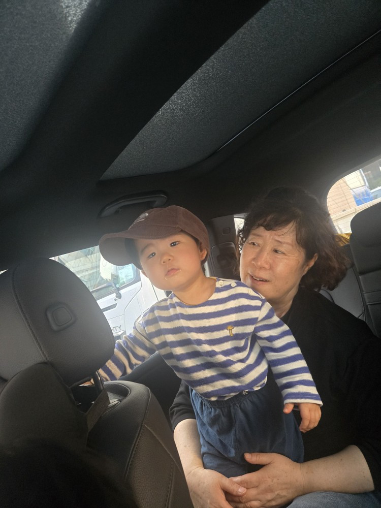 20251209_배꼽 그리고 배꼽.jpg