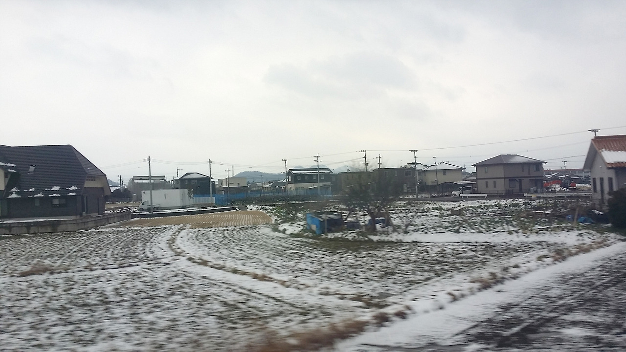 02-15 오이타행 열차 풍경.jpg