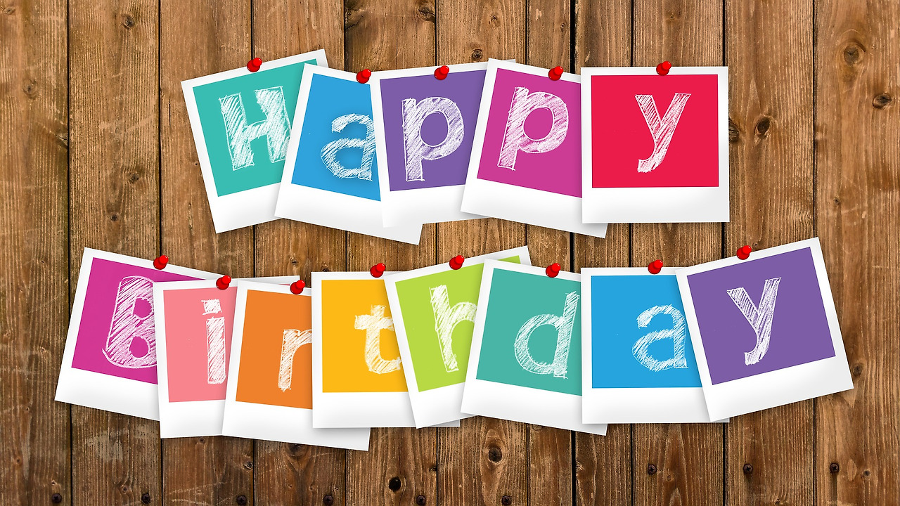 birthday-2496215_1920.jpg