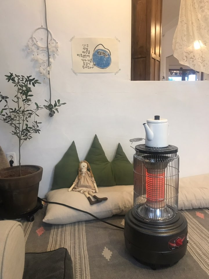 신발벗고 그림책 읽을 수 있는 공간1.jpg