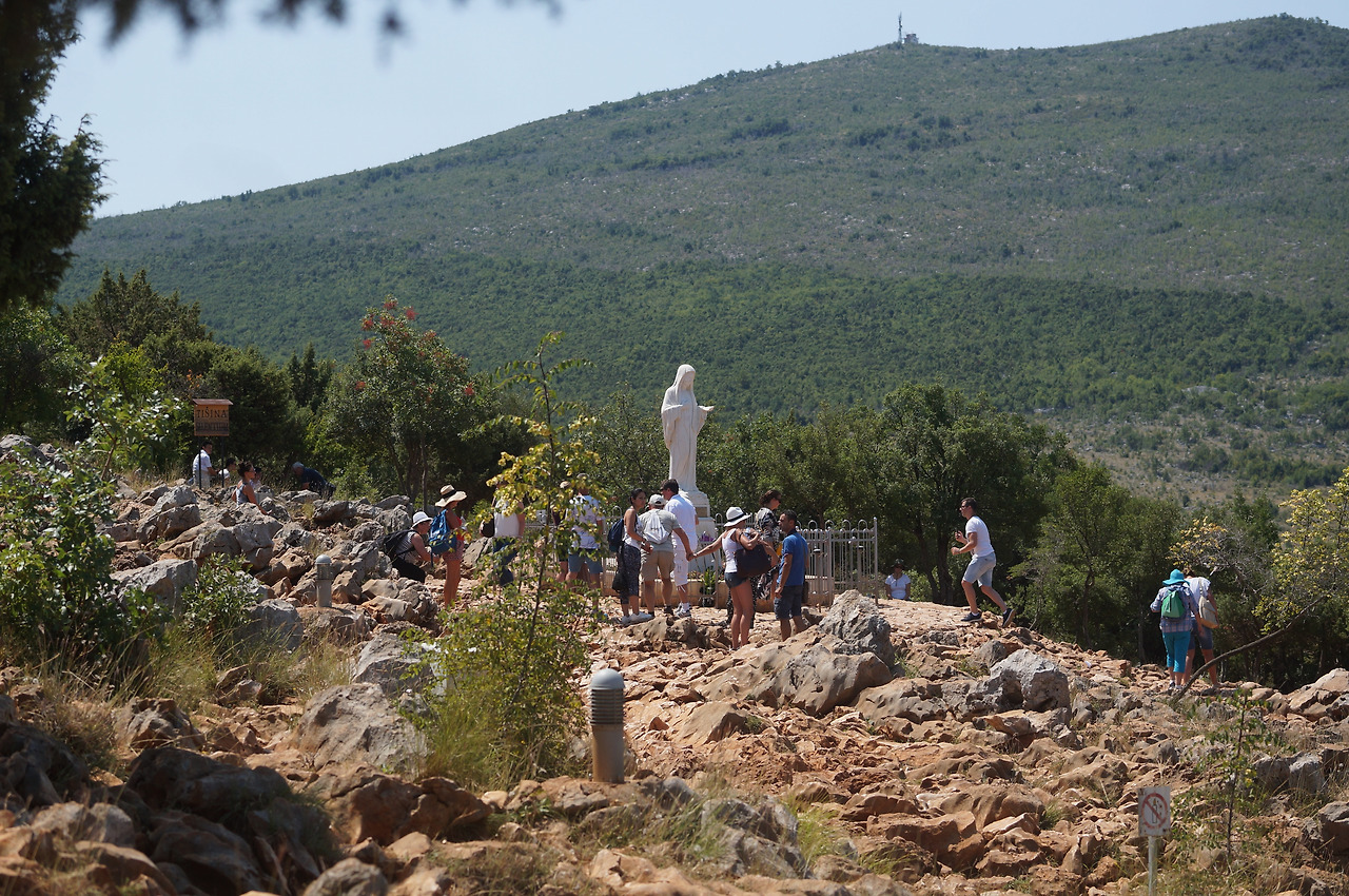 성스런 산과 산 사이, 메주고리예(Medjugorje)